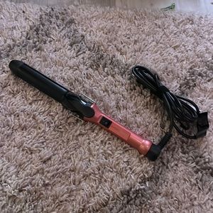 Almost famous curling iron